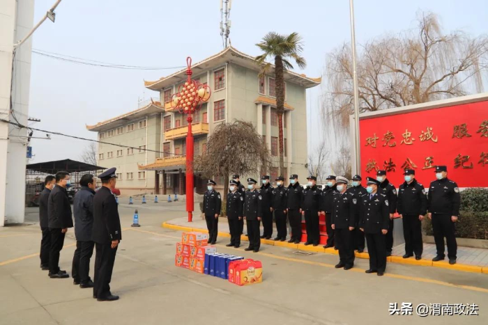 华州区委书记王海峰警察节看望慰问公安民警（图）